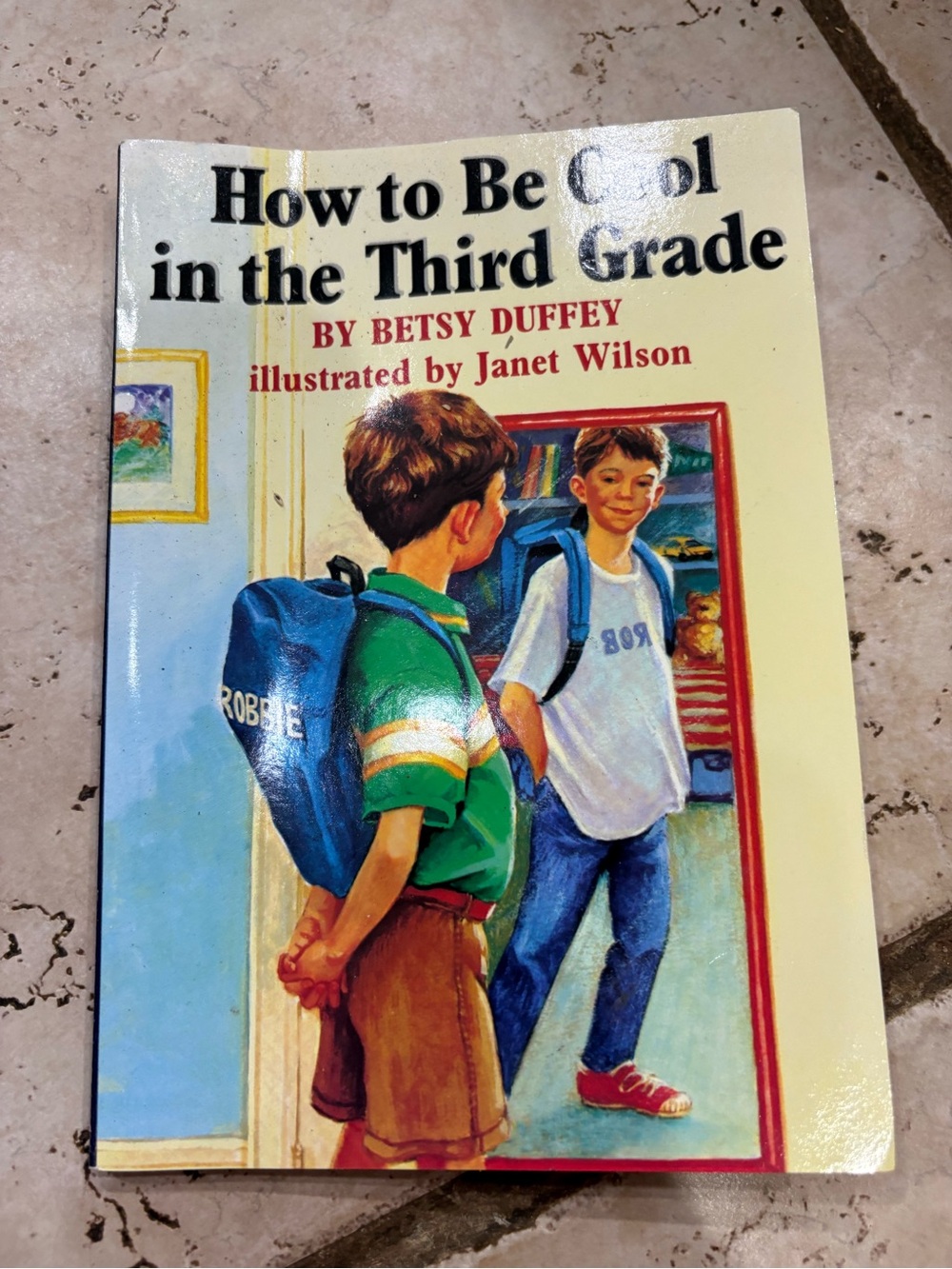 Scholastic How to Be Cool in the Third Grade - Blue, Green, Red, White
